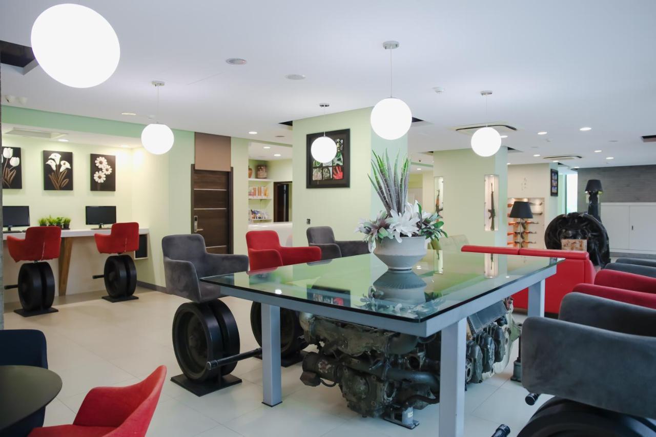 823 Tourist Hotel Jinhu Extérieur photo