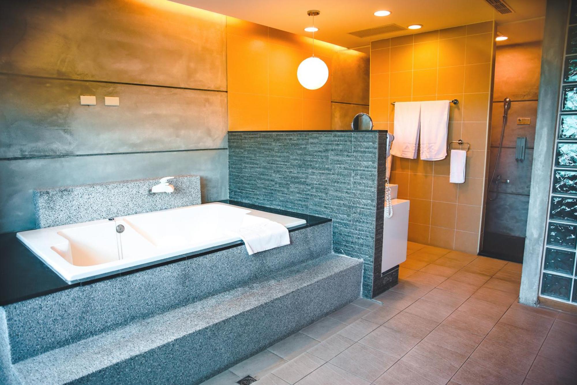 823 Tourist Hotel Jinhu Extérieur photo