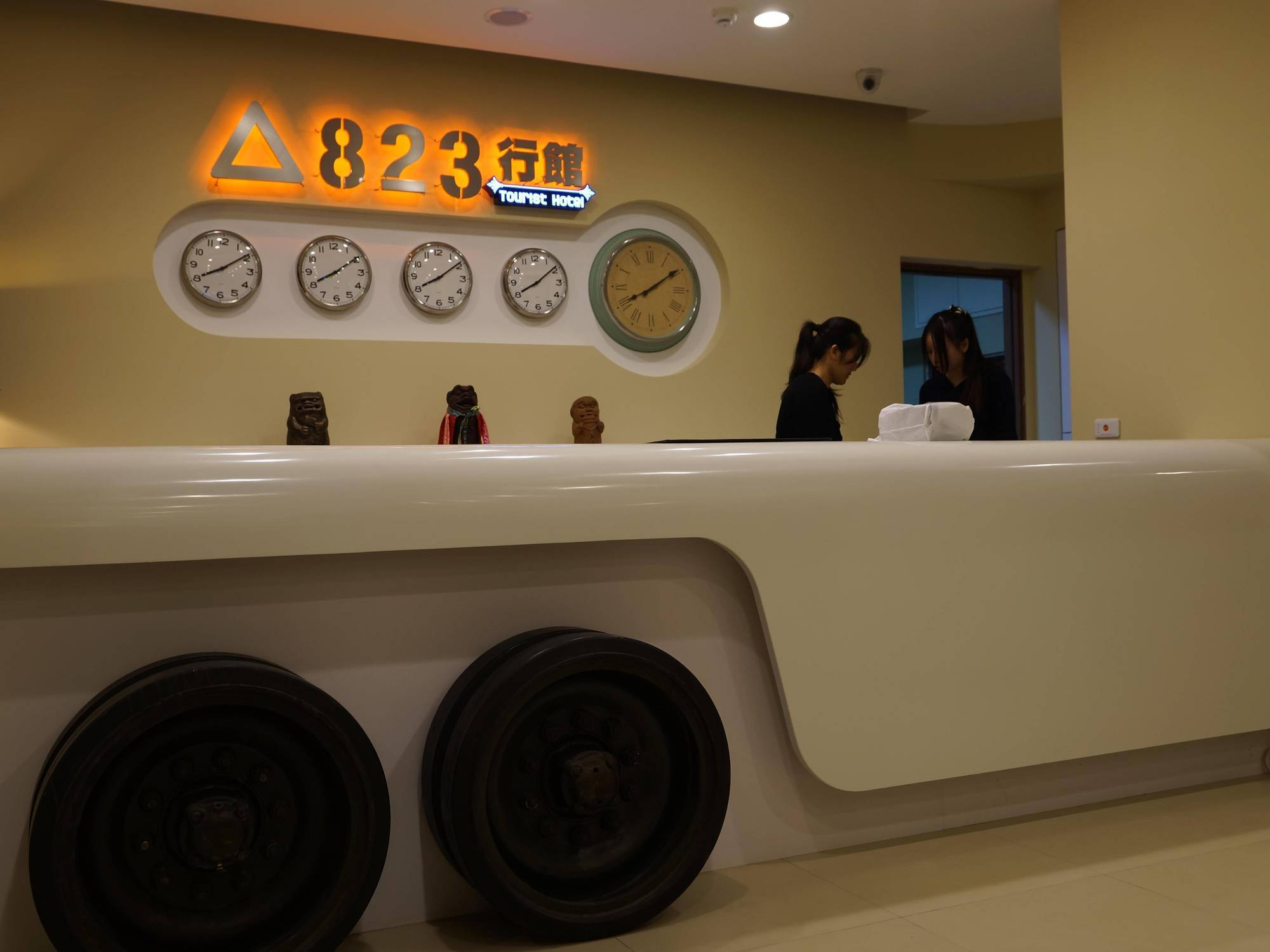 823 Tourist Hotel Jinhu Extérieur photo